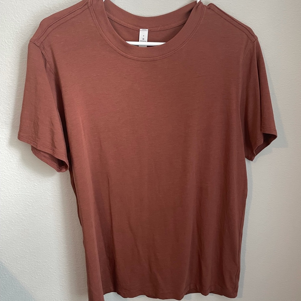 Lululemon oversized tshirt